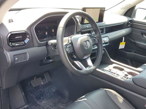 New 2026 Honda Pilot Touring image 15