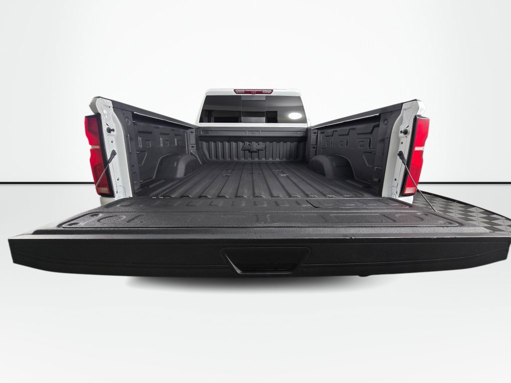 Used 2024 Chevrolet Silverado 3500 LTZ w/ LTZ Plus Package AWD/4WD image 17