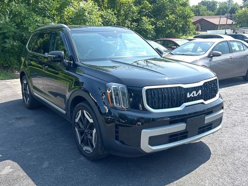 Used 2023 Kia Telluride EX AWD/4WD image 8