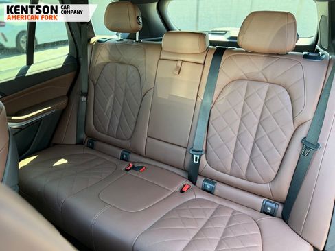 Used 2026 BMW X5 xDrive40i w/ M Sport Package AWD/4WD image 34