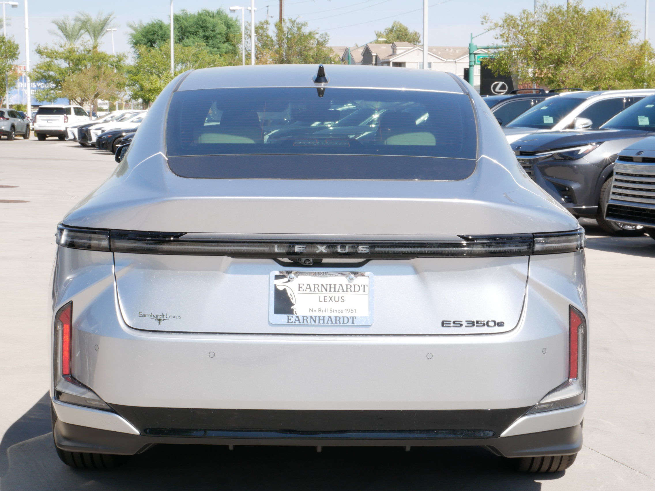 New 2026 Lexus ES 350e w/ Convenience Package FWD image 5