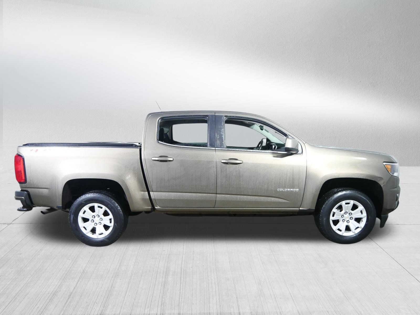 Used 2015 Chevrolet Colorado LT w/ LT Convenience Package AWD/4WD image 8