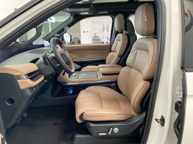 New 2026 Lincoln Navigator Black Label AWD/4WD image 50