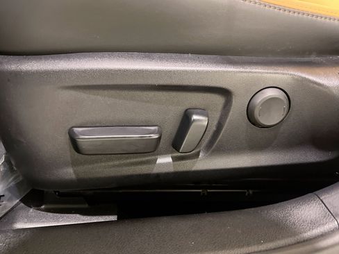 Used 2024 Lexus IS 300 w/ Premium Package image 23