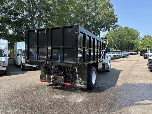 New 2027 Ford F750 2WD Regular Cab Super Duty image 8