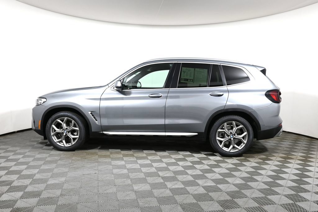 Used 2024 BMW X3 xDrive30i w/ Convenience Package AWD/4WD image 2
