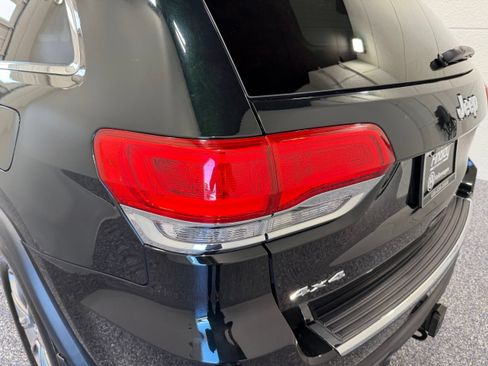Used 2014 Jeep Grand Cherokee Limited w/ Trailer Tow Group IV AWD/4WD image 16