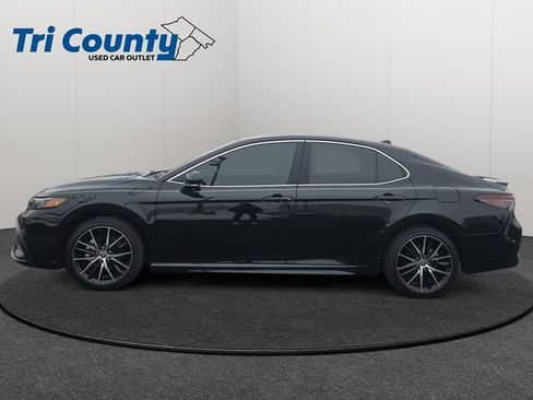 Certified 2024 Toyota Camry SE image 5