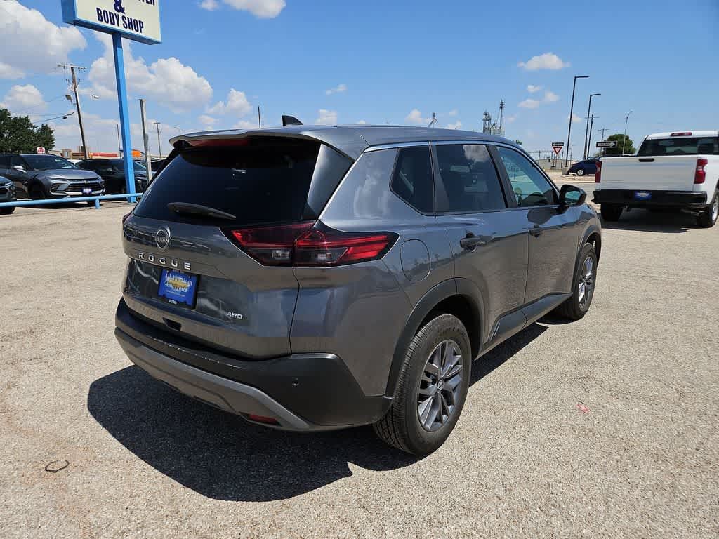 Used 2023 Nissan Rogue S AWD/4WD image 8