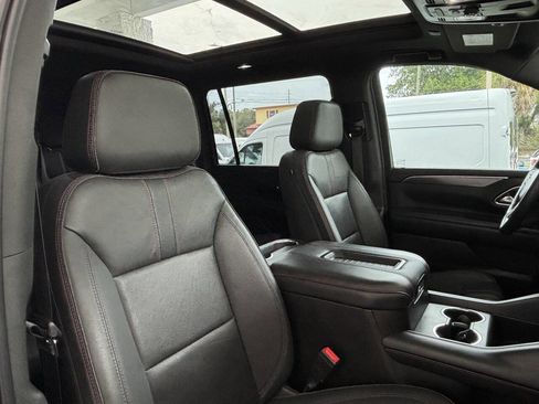 Used 2022 Chevrolet Suburban RST w/ Luxury Package AWD/4WD image 40