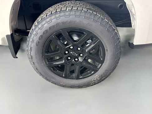 New 2026 Chevrolet Silverado 1500 RST image 32