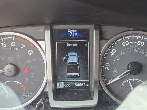 Used 2022 Toyota Tacoma SR5 image 17