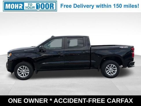 Used 2023 Chevrolet Silverado 1500 RST AWD/4WD image 2