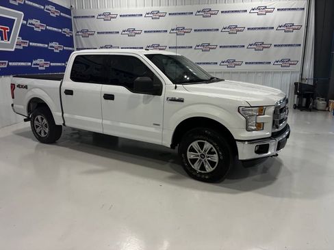 Used 2016 Ford F150 XLT AWD/4WD image 10