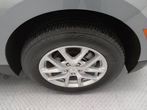Used 2023 Chevrolet Equinox LT image 31
