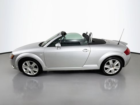 Used 2005 Audi TT 1.8T FWD image 4