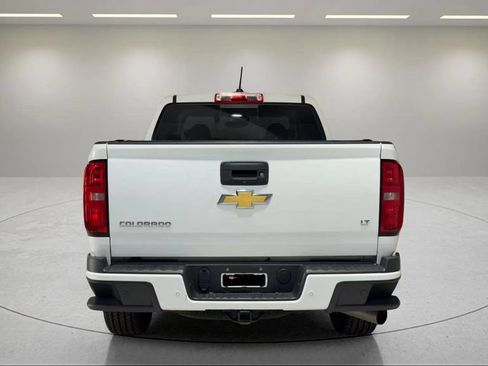 Used 2019 Chevrolet Colorado LT w/ LT Convenience Package AWD/4WD image 4