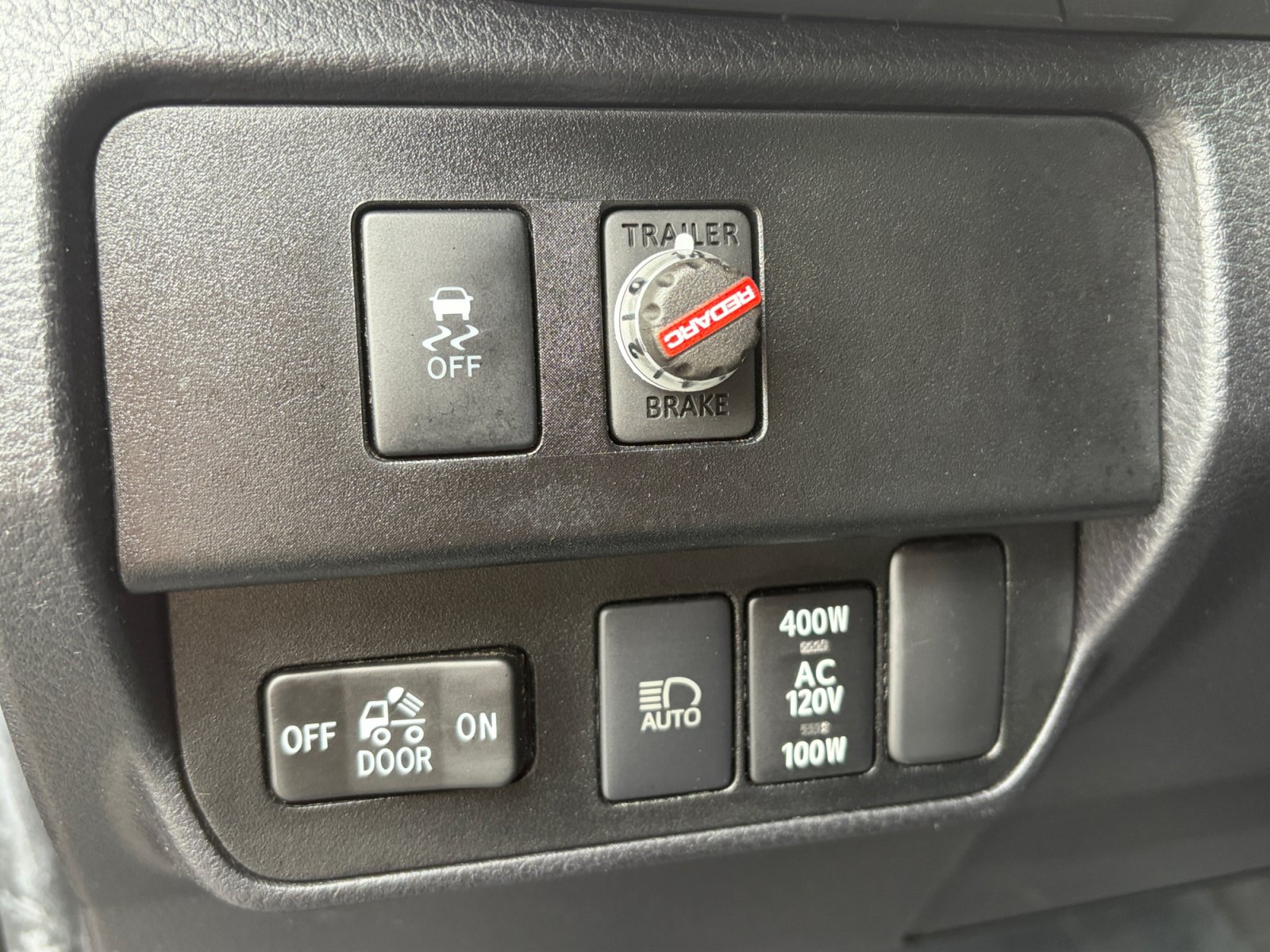 Used 2022 Toyota Tacoma TRD Off-Road w/ Technology Package AWD/4WD image 33