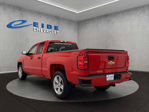 Used 2017 Chevrolet Silverado 1500 Custom w/ Custom Convenience Package image 5