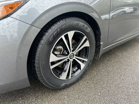 Used 2020 Nissan Sentra SV FWD image 2