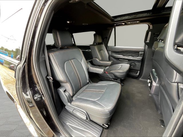 Used 2024 Ford Expedition Max Platinum RWD image 26