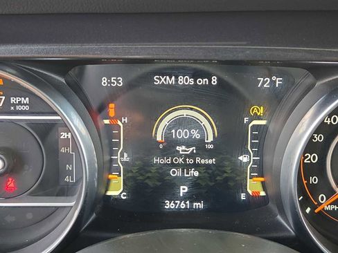 Used 2021 Jeep Wrangler Unlimited Sahara image 35