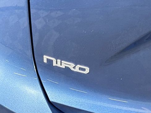 Certified 2023 Kia Niro Wave FWD image 26