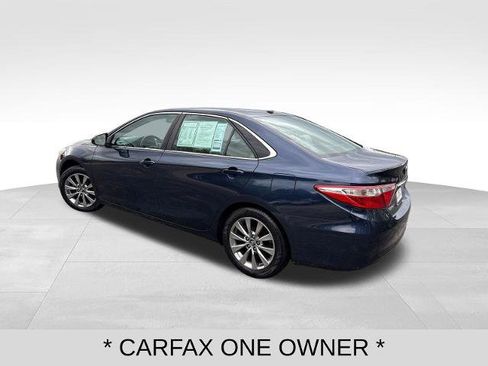 Used 2017 Toyota Camry XLE FWD image 3