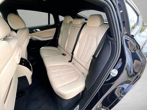 Used 2022 BMW X6 xDrive40i w/ M Sport Package AWD/4WD image 25