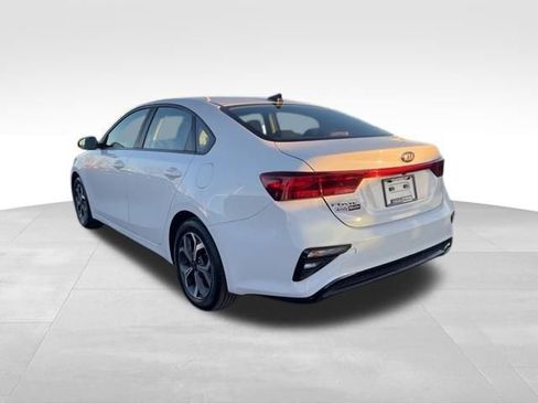 Used 2019 Kia Forte LXS image 5