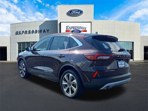Used 2023 Ford Escape Platinum image 8