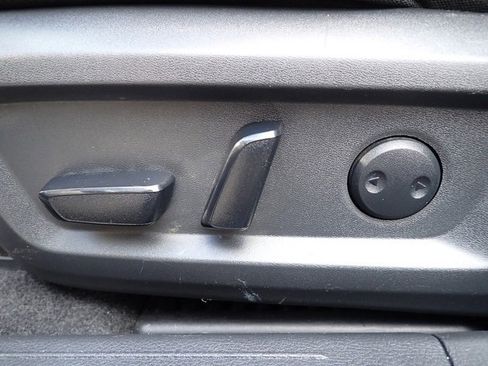 Used 2022 Nissan Rogue SL w/ SL Premium Package image 22