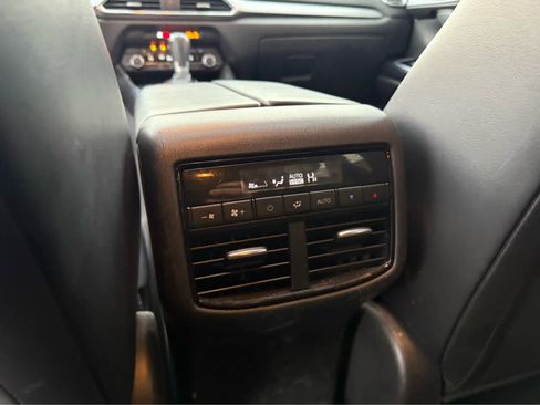 Used 2019 MAZDA CX-9 Touring w/ Touring Premium Package image 18