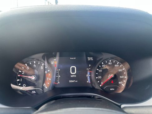 Used 2025 Jeep Compass Limited AWD/4WD image 41