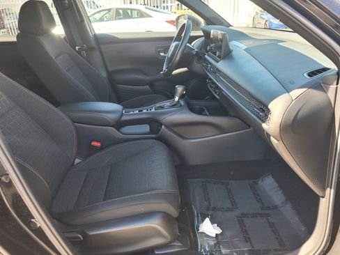 Used 2024 Honda HR-V Sport image 15
