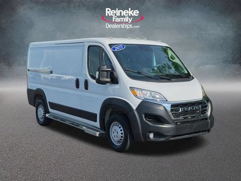 Used 2025 RAM ProMaster 2500 w/ U-Haul Equipment Group FWD image 3