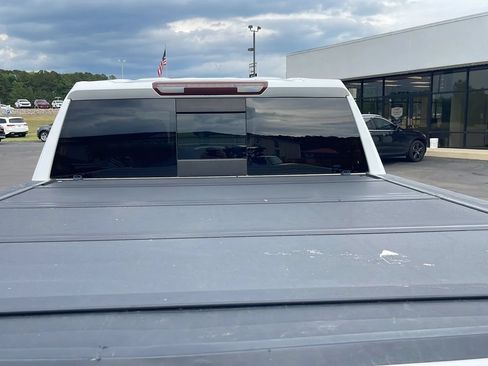Used 2020 Chevrolet Silverado 1500 LTZ AWD/4WD image 12