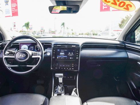 Used 2023 Hyundai Tucson SEL w/ Convenience Package image 12