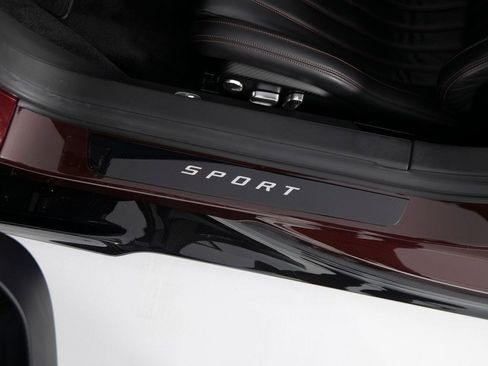Used 2019 Bugatti Chiron AWD/4WD image 23
