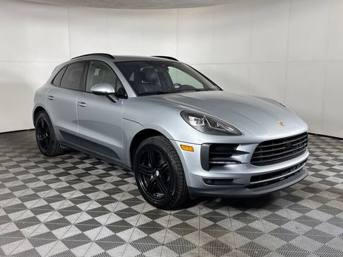 Used 2020 Porsche Macan AWD/4WD image 3
