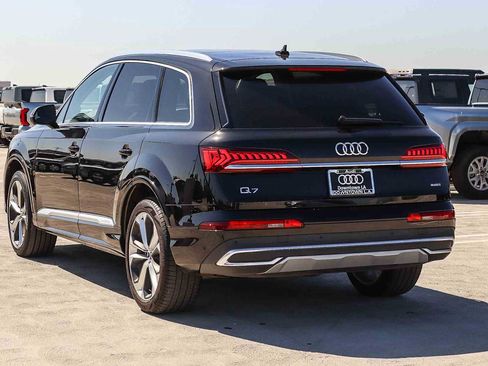 Used 2022 Audi Q7 3.0T Premium Plus w/ Premium Plus Package AWD/4WD image 6