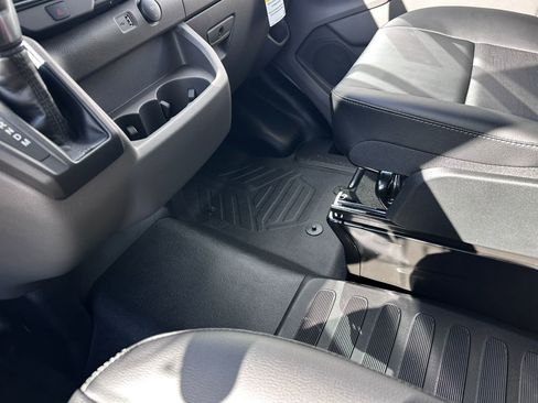 New 2026 Ford Transit 150 148 Medium Roof w/ Load Area Protection Package RWD image 27