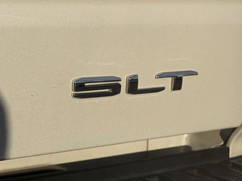 Used 2023 GMC Sierra 1500 SLT w/ SLT Premium Plus Package image 12