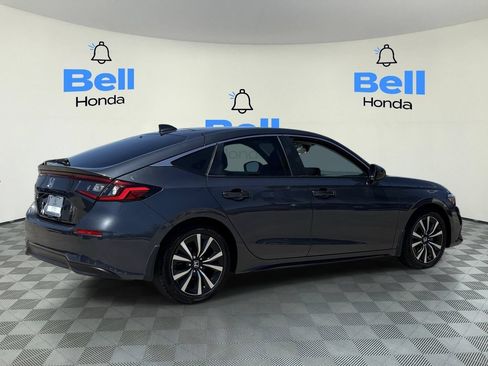 Used 2024 Honda Civic EX-L image 4