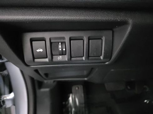 Certified 2025 Subaru Legacy Premium w/ Popular Package #1 AWD/4WD image 18