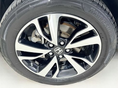 Used 2018 Honda Odyssey Elite image 45