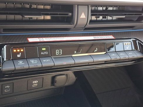 New 2026 Toyota Prius XLE image 16