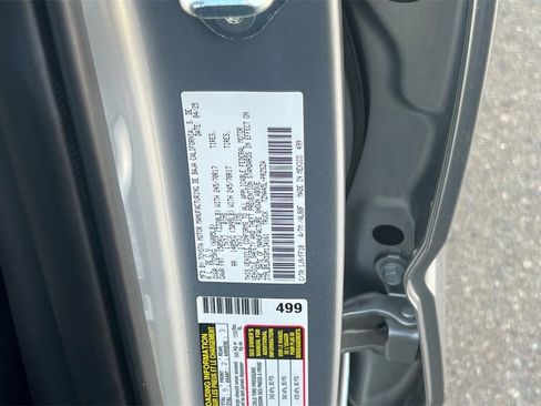 Used 2025 Toyota Tacoma SR5 image 33