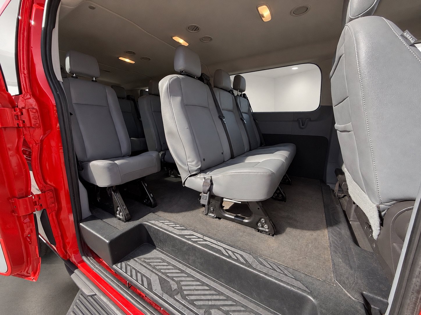 Used 2018 Ford Transit 350 XL RWD image 37
