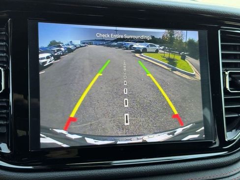Used 2025 Dodge Durango GT AWD/4WD image 4